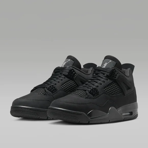 🌟Jordan 4s  Black Cat